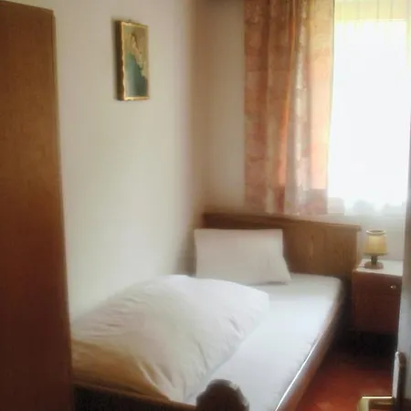 Konukevi Haus Alpenblick Pertisau